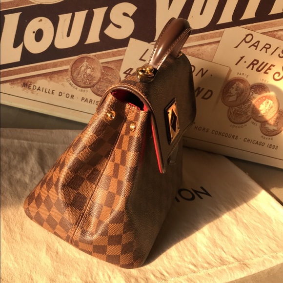 Classy Auth.Louis Vuitton Bergamo - Picture 6 of 15